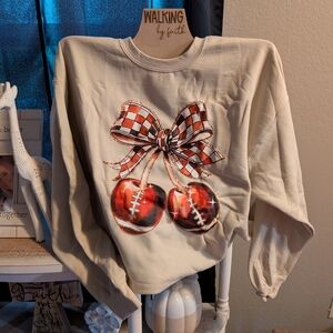 Gildan Cream Sweatshirt with Red and Black Bow Design